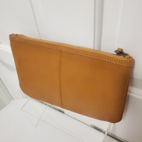 Comptoir Des Cotonniers Woven Leather Large Clutch/Wristlet, Zip Close - Picture 12 of 15